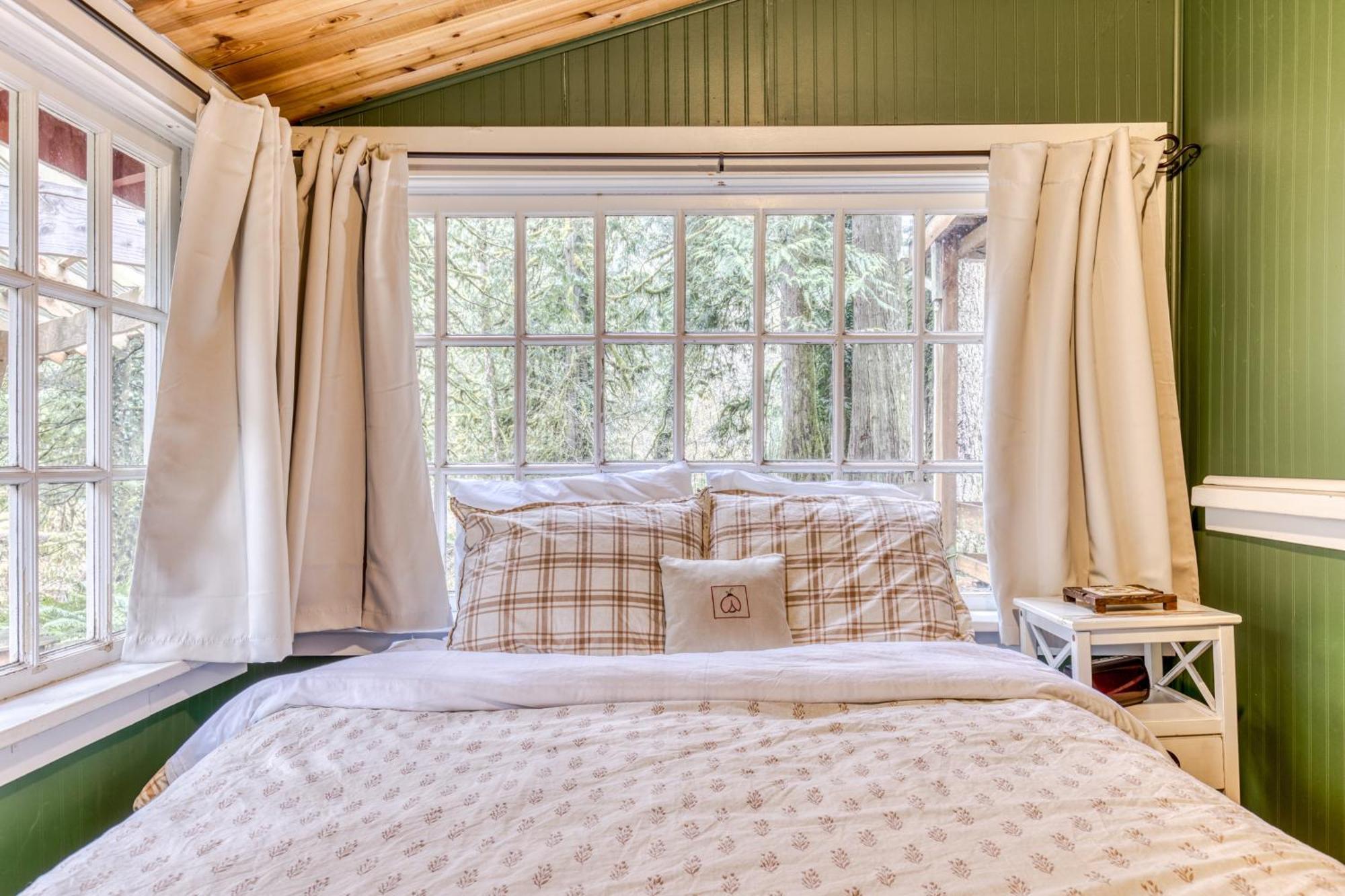 The Cedars Cabin Welches Exterior photo