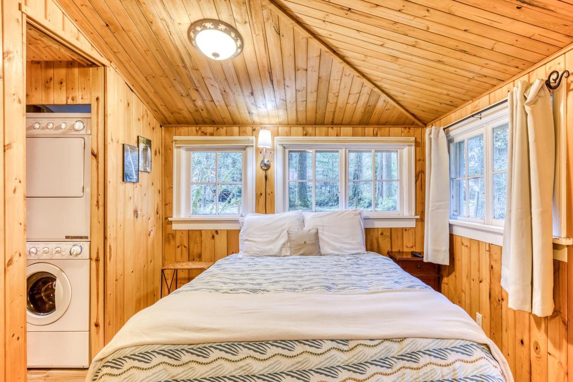 The Cedars Cabin Welches Exterior photo